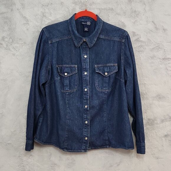 Venezia Tops - Venezia cotton button down